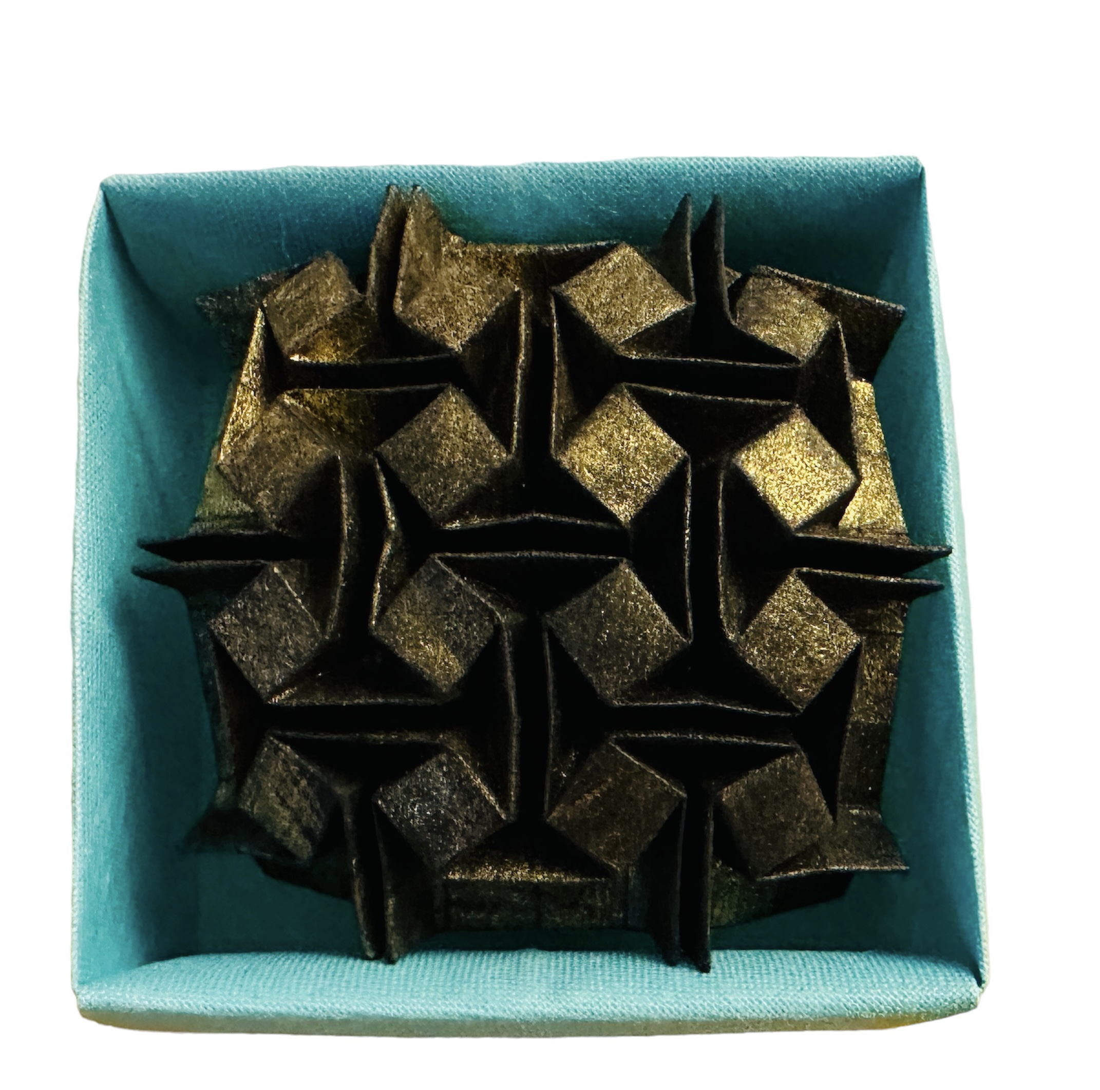 2023/03/29(Wed) 16:08「Cube (4 by4)」Olga Mittermayer 
（創作者 Author：Ilan Garibi,　製作者 Folder：Olga Mittermayer,　出典 Source：Origami Tessellations for Everyone 2）
 The Paper is painted by Hand by Hilli Zenz